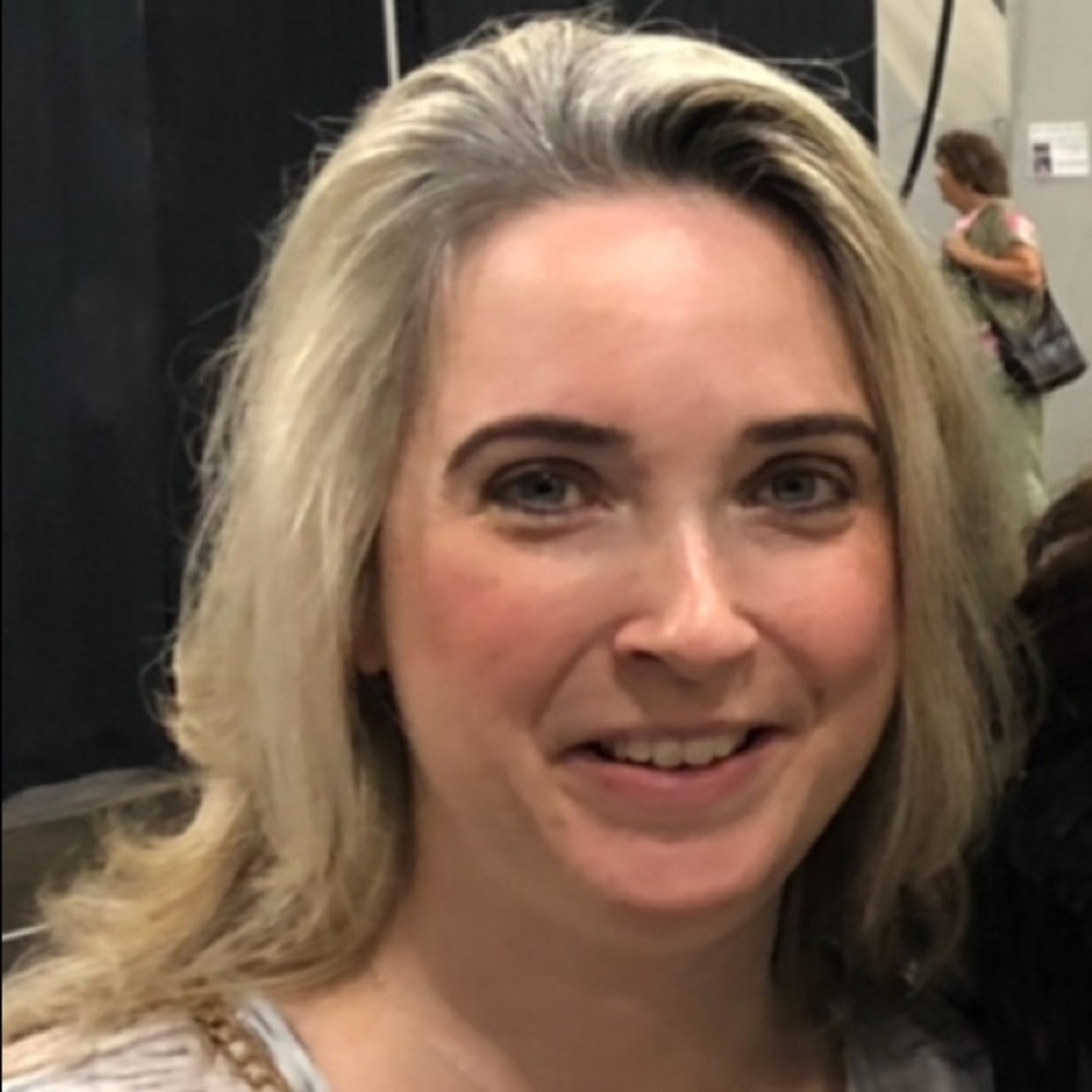 Meet your Posher, Kelly
